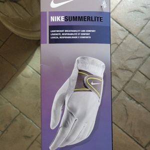 Nike women's right hand golf glove
